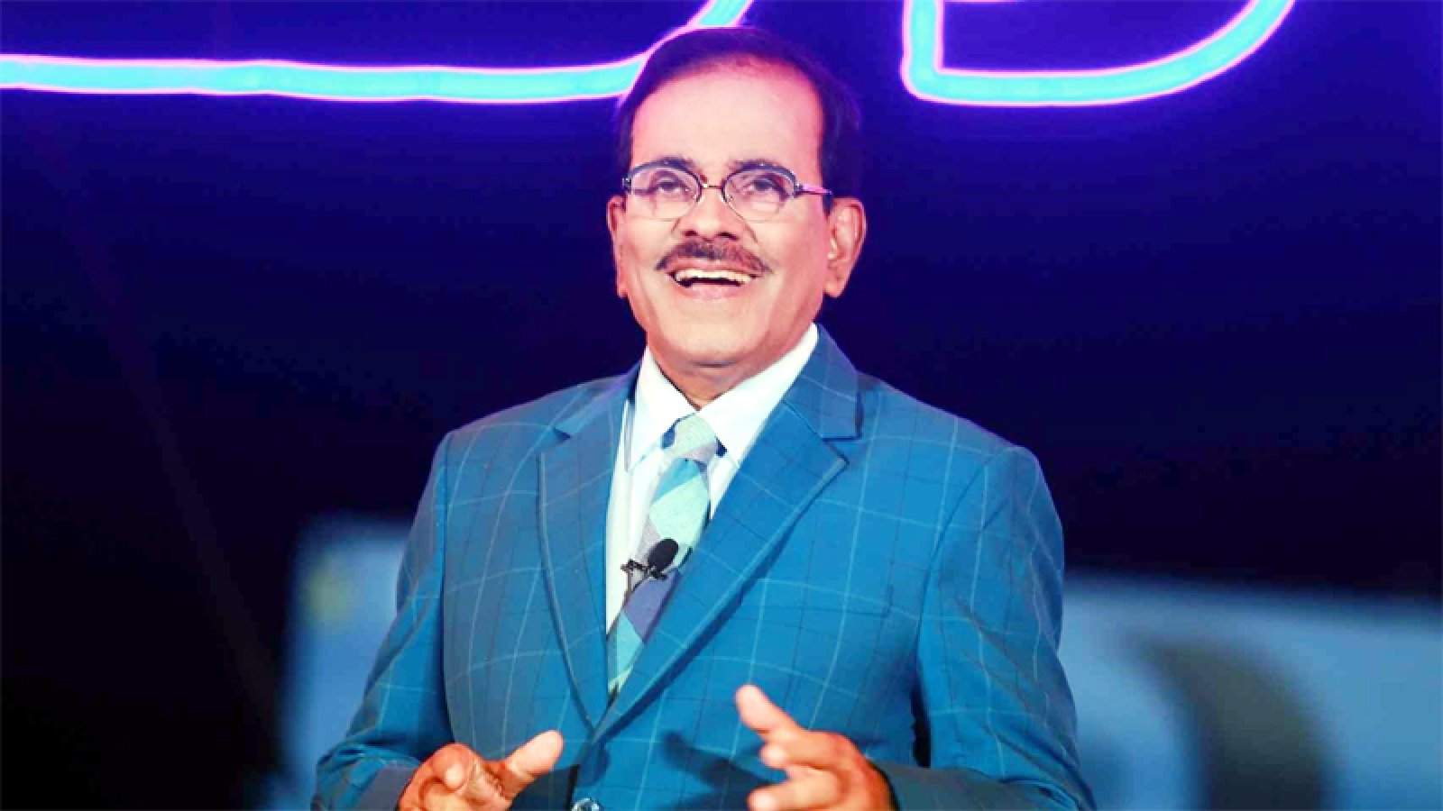 ‘স্বাধীনতা পুরস্কার ২০২৬’ পাচ্ছেন হানিফ সংকেত