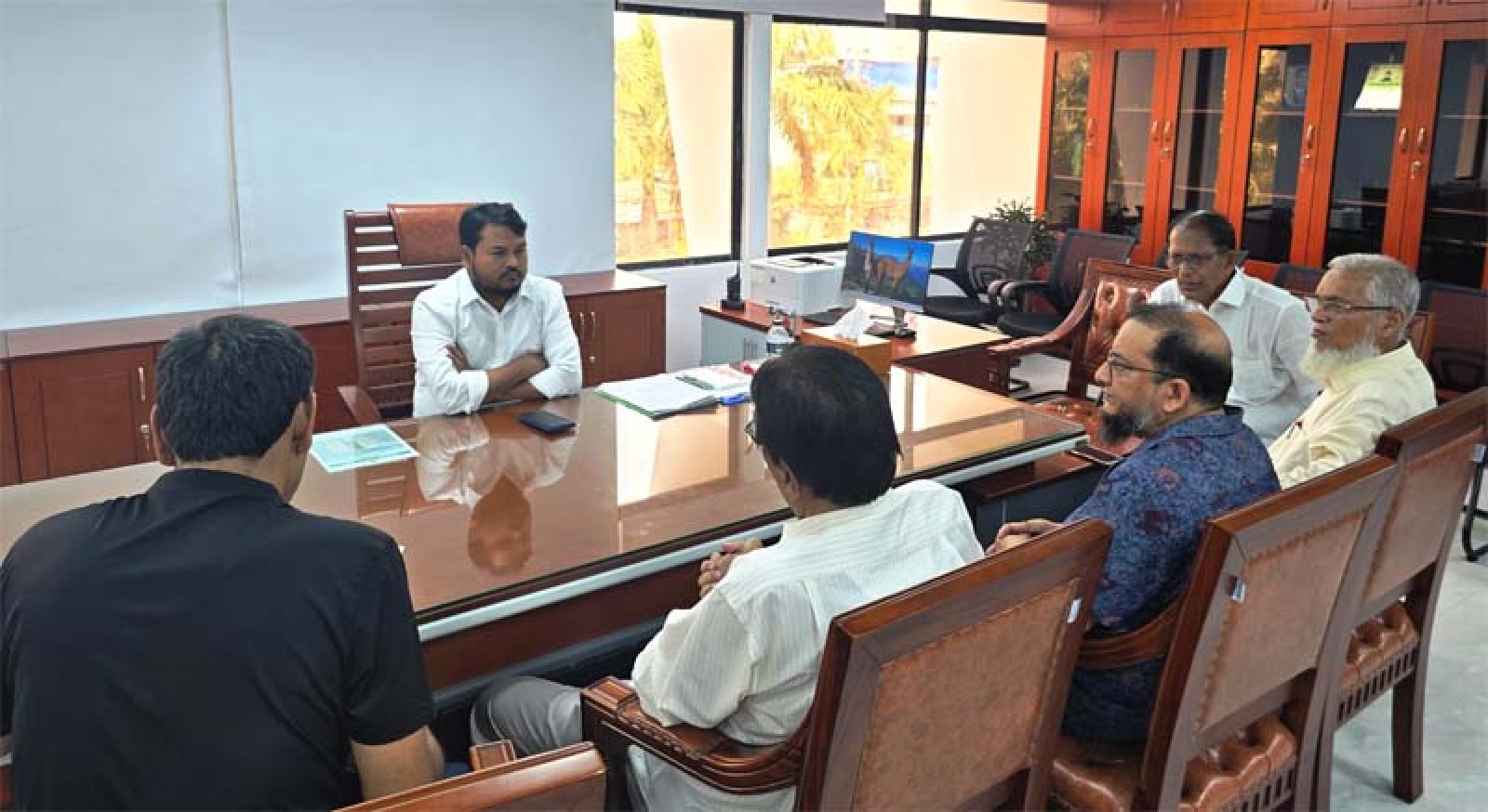 রেড ক্রিসেন্ট সোসাইটি রাজশাহী সিটি ইউনিটের কার্যনির্বাহী কমিটির সভা অনুষ্ঠিত