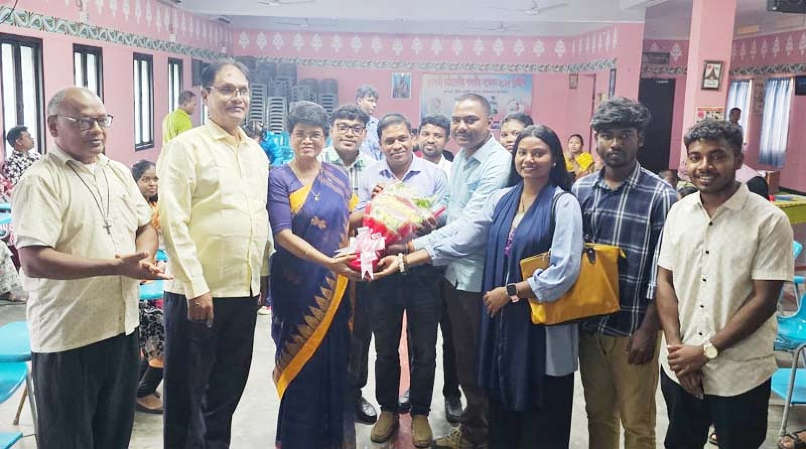 আন্না মিন্জ এর সাথে শুভেচ্ছা ও মতবিনিময় অনুষ্ঠিত