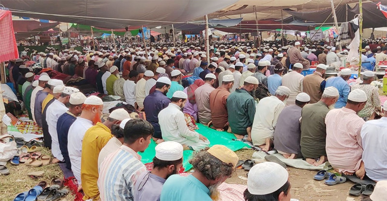 আমবয়ানের মধ্য দিয়ে বিশ্ব ইজতেমা শুরু