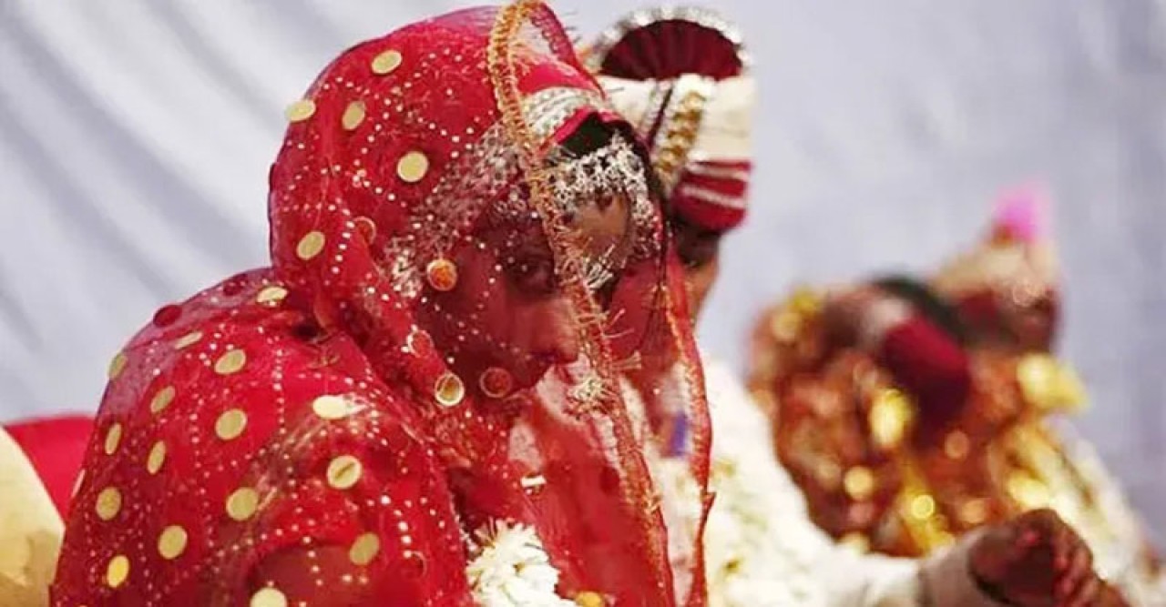 বন্ধুর স্ত্রীকে বিয়ে, তারপর যা হলো ...