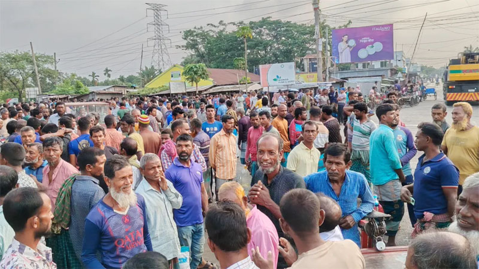 কাজে না আসলে তো পেট চলে না, সংসার অচল