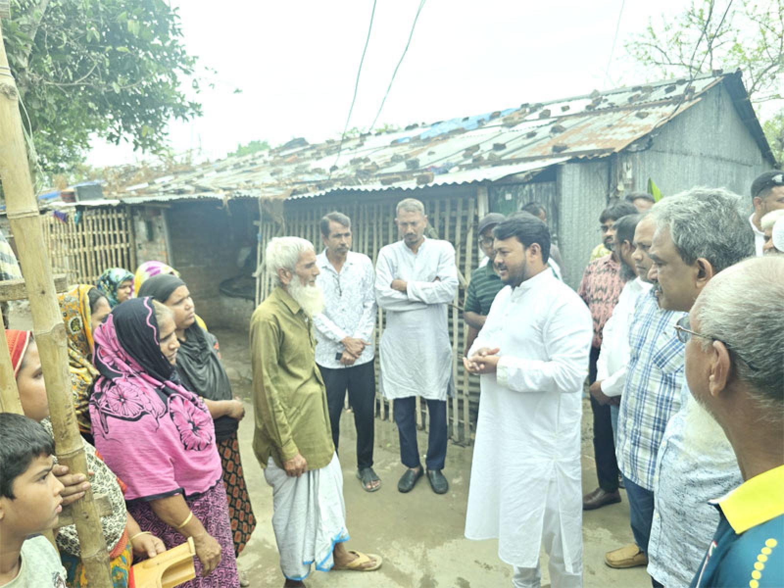 ২নং ওয়ার্ডের বাসিন্দাদের জন্য  ১০টি টিউবওয়েল স্থাপনের ঘোষণা রাসিক প্রশাসকের