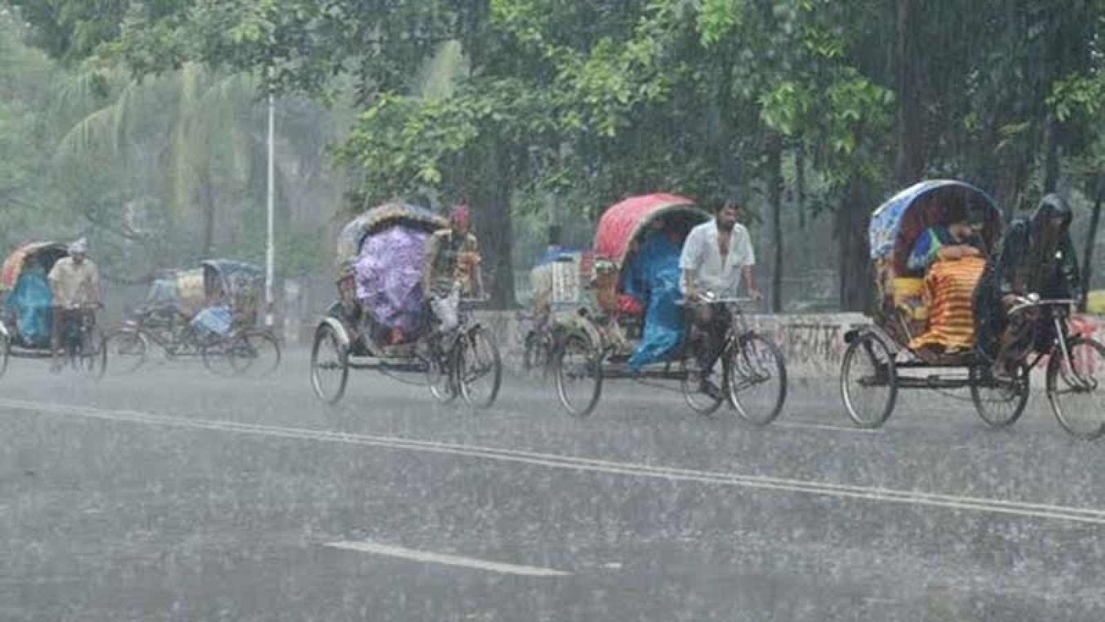 বঙ্গোপসাগরে  লঘুচাপের শঙ্কা, সারা দেশে অতিভারী বর্ষণের পূর্বাভাস