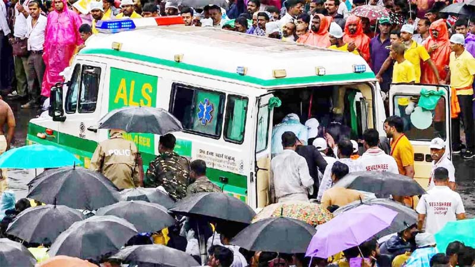 বিহারে মন্দিরে পদপিষ্ট হয়ে নিহত সাত জন পুণ্যার্থী