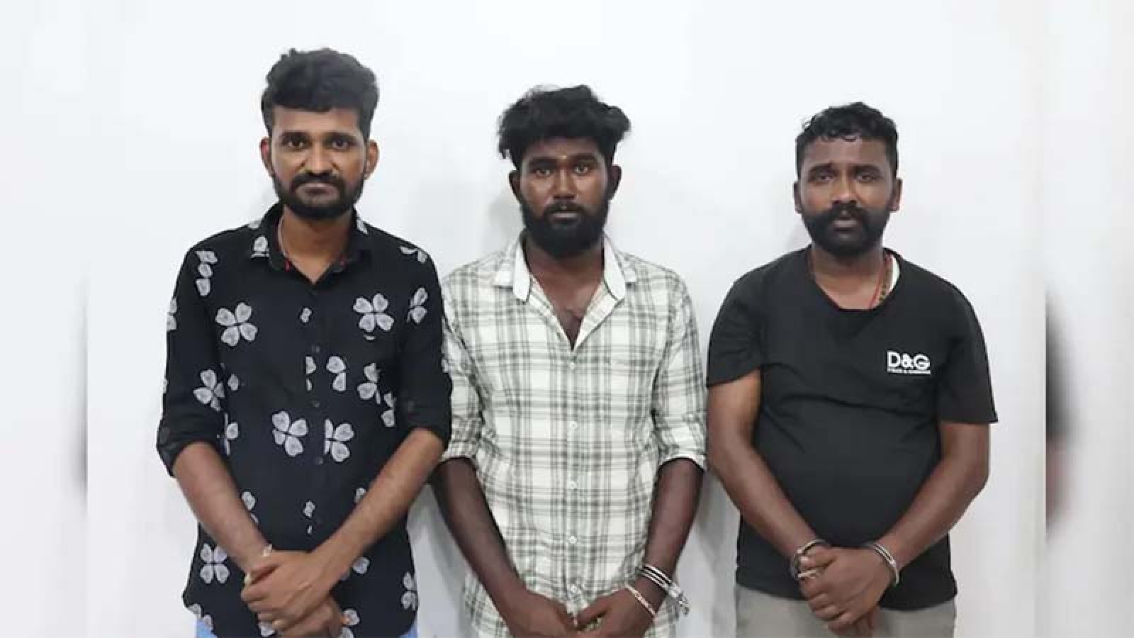 স্বামীর সঙ্গে ঘুরতে যাওয়ায় সন্ত্রাসী দিয়ে তরুণীকে গণধর্ষণ করালেন স্ত্রী