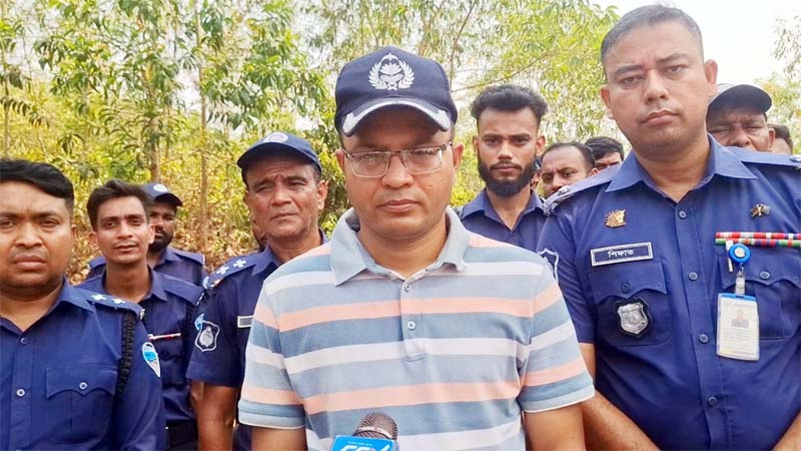 রামু ও ঈদগাঁওর দুর্গম পাহাড়ে ড্রোন প্রযুক্তি ব্যবহার করে পুলিশের দুঃসাহসিক অভিযান