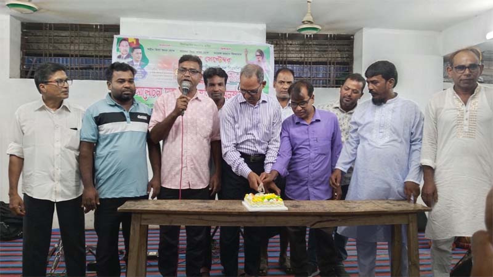 গোমস্তাপুর চৌডালায় বিএনপি'র ৪৮ তম প্রতিষ্ঠা বার্ষিকী পালিত