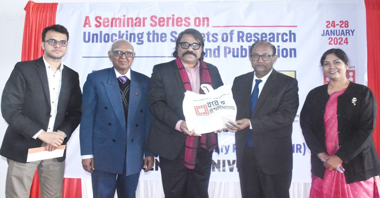 বরেন্দ্র বিশ্ববিদ্যালয়ে রিসার্চ ও পাবলিকেশন বিষয়ক সেমিনার অনুষ্ঠিত