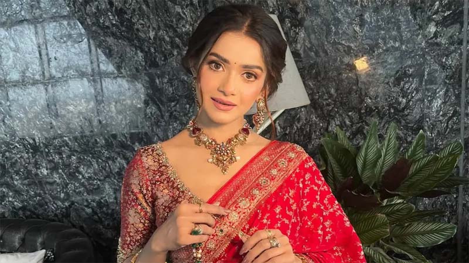 উপহার নিয়ে আমি বিপদে পড়লাম : তানজিন তিশা