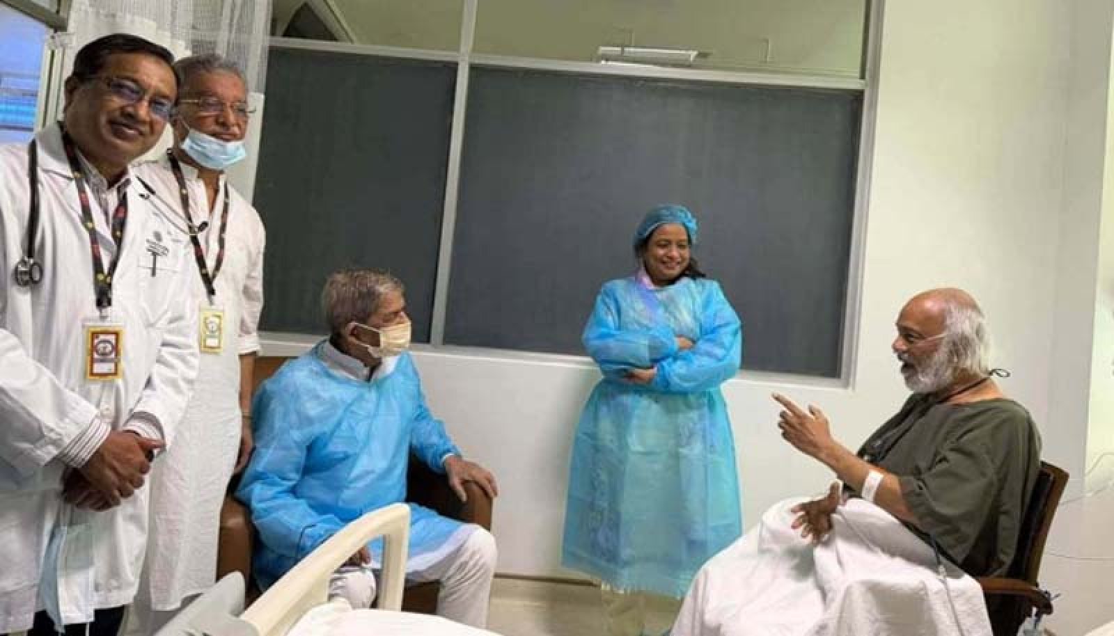 হাসপাতালে রাষ্ট্রপতি: খোঁজখবর নিলেন অসুস্থ মঈন খানের