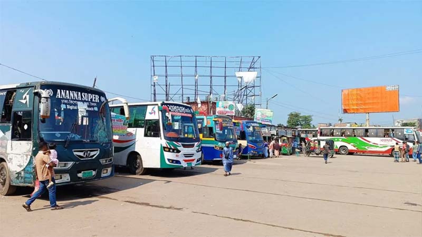 কিশোরগঞ্জ-মহাখালী রুটে বাস চলাচল শুরু