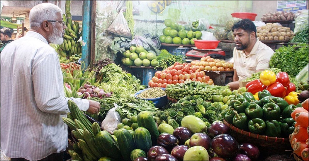 লাগাম নেই সবজির বাজার ,ঊর্ধ্বমুখী মাছ-ডিমের দাম