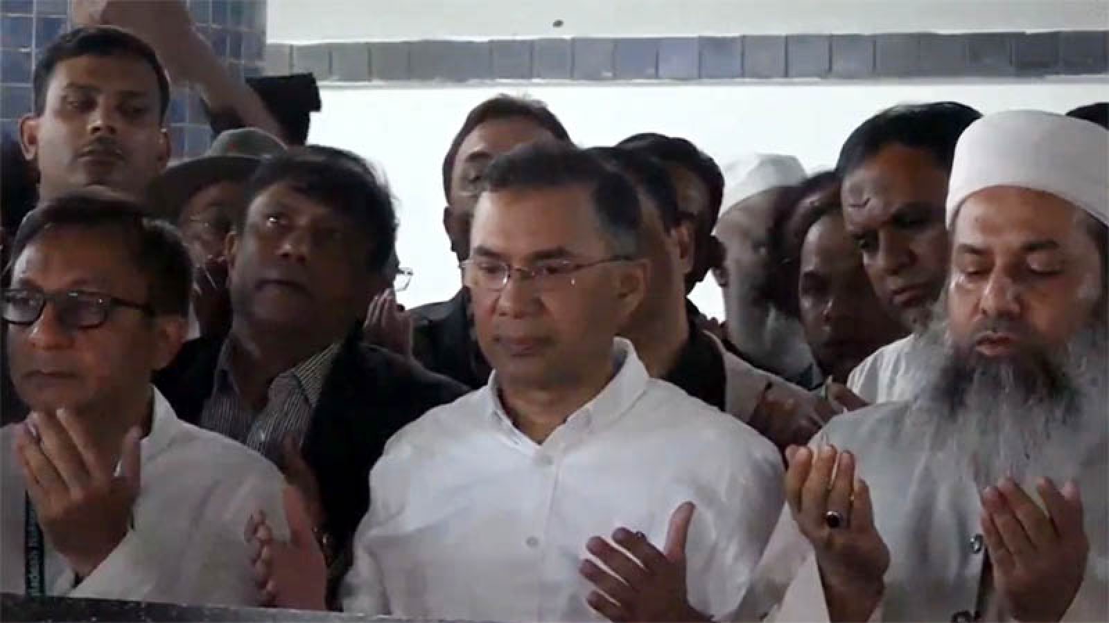 শাহজালালের মাজার জিয়ারত করলেন