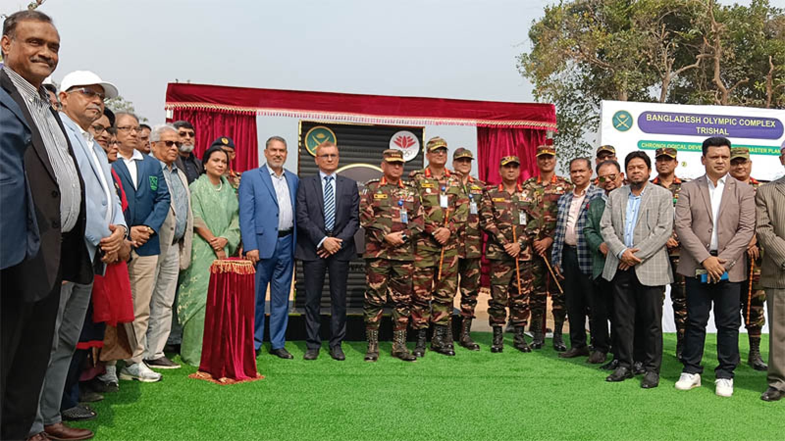 অলিম্পিক কমপ্লেক্সের ভিত্তিপ্রস্থর উদ্বোধন করলেন সেনাপ্রধান