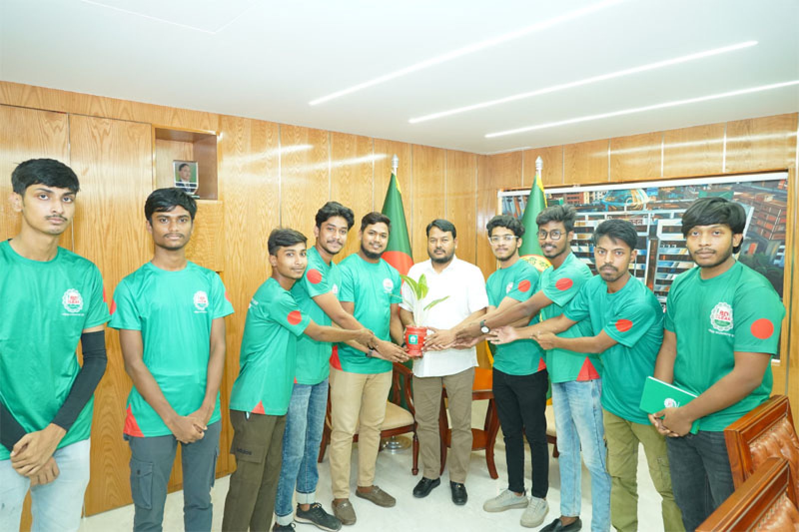 রাসিক প্রশাসকের সাথে বিডি ক্লিন প্রতিনিধির সৌজন্য সাক্ষাৎ