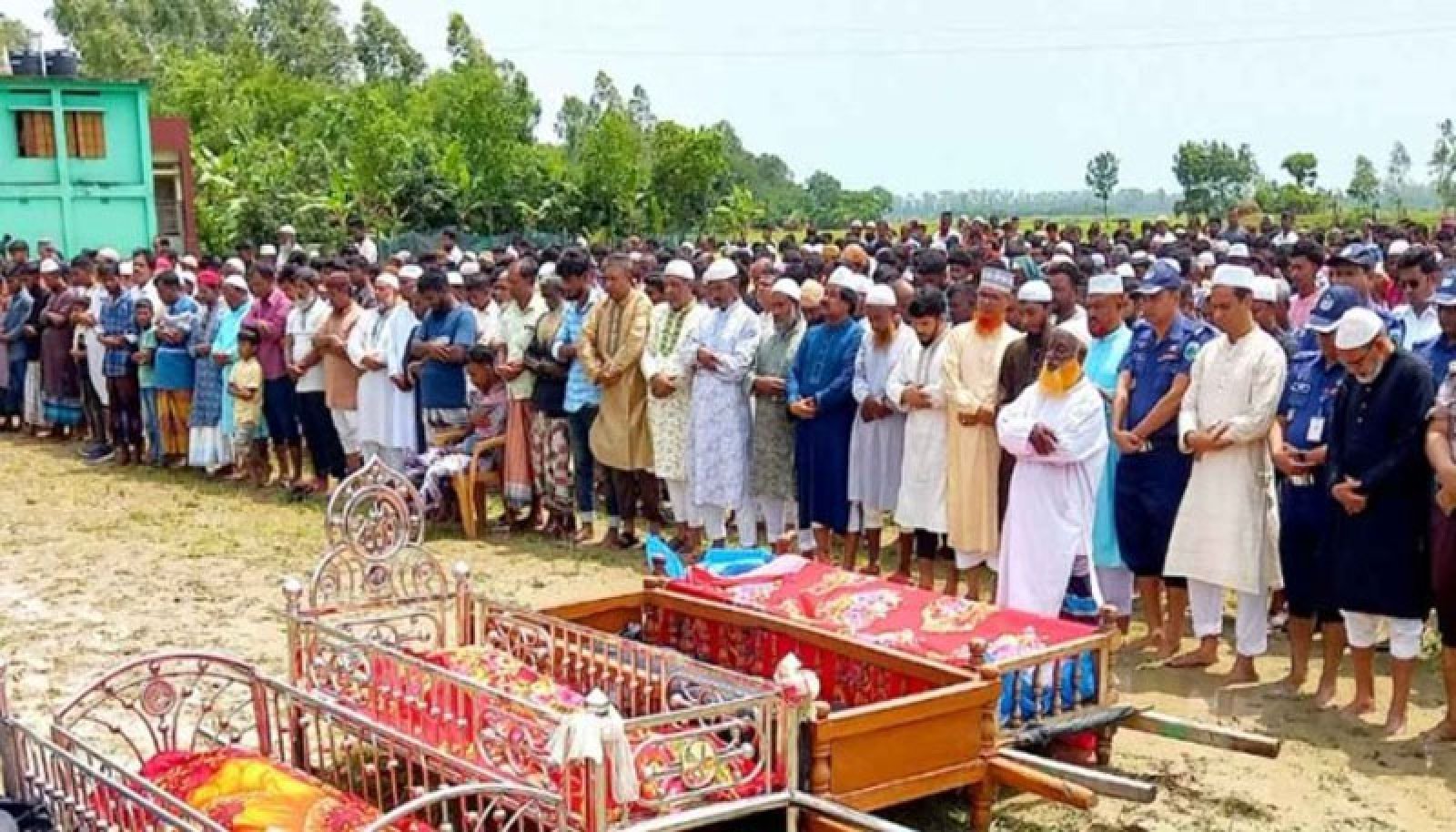 জানাজা শেষে চিরবিদায় ৯ যুবকের, কান্নায় ভারী মান্দার আকাশ-বাতাস