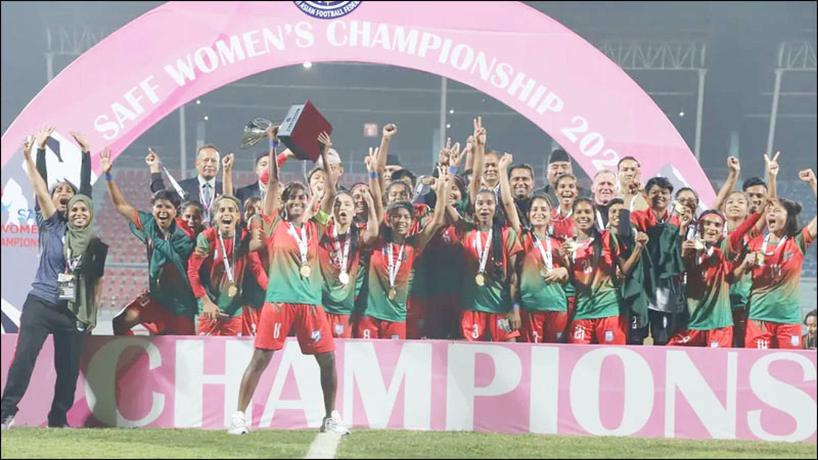অবশেষে সাফ জয়ের দেড় কোটি টাকা পেলেন সাবিনারা