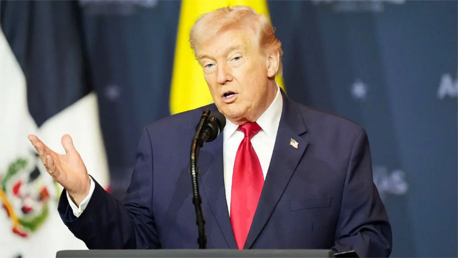 ইরান চায় হরমুজ খোলা থাকুক, কিন্তু সেক্ষেত্রে চুক্তি হবে না : ডোনাল্ড ট্রাম্প