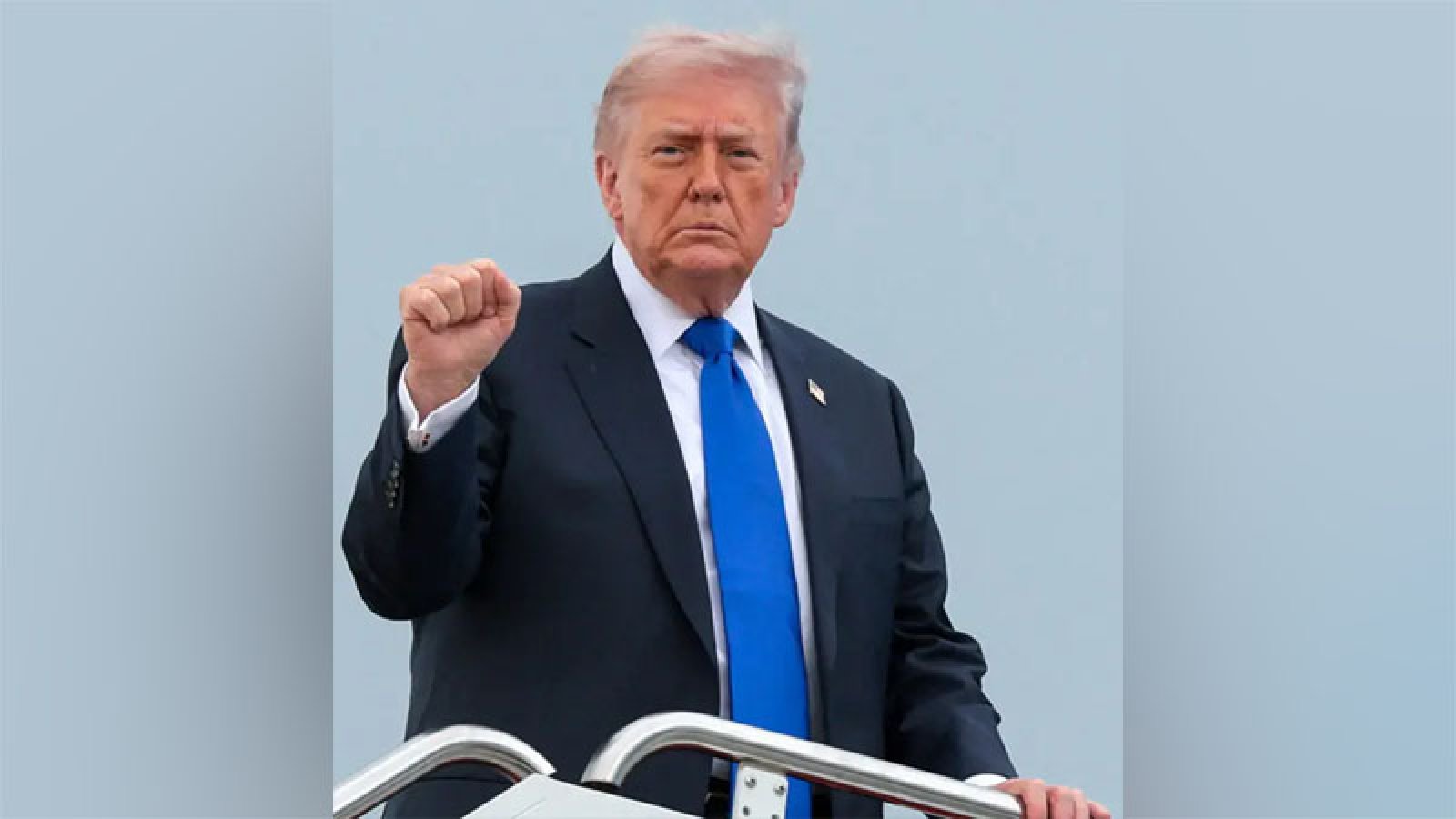 হোটেল লবিতে বন্দুকধারীর গুলি, নৈশভোজ থেকে সরিয়ে নেওয়া হলো ট্রাম্পকে