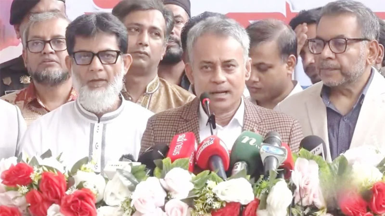 ঈদযাত্রা নির্বিঘ্ন করতে  সব ধরনের ব্যবস্থাপনা নিশ্চিত করা হচ্ছে  : রেলমন্ত্রী