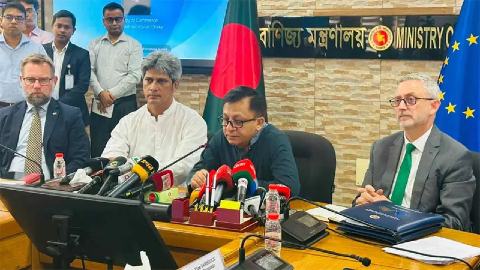 ইইউর ৬১ নন-ট্যারিফ বাধার ৪৮টি সমাধান, আরও কয়েকটি প্রক্রিয়াধীন