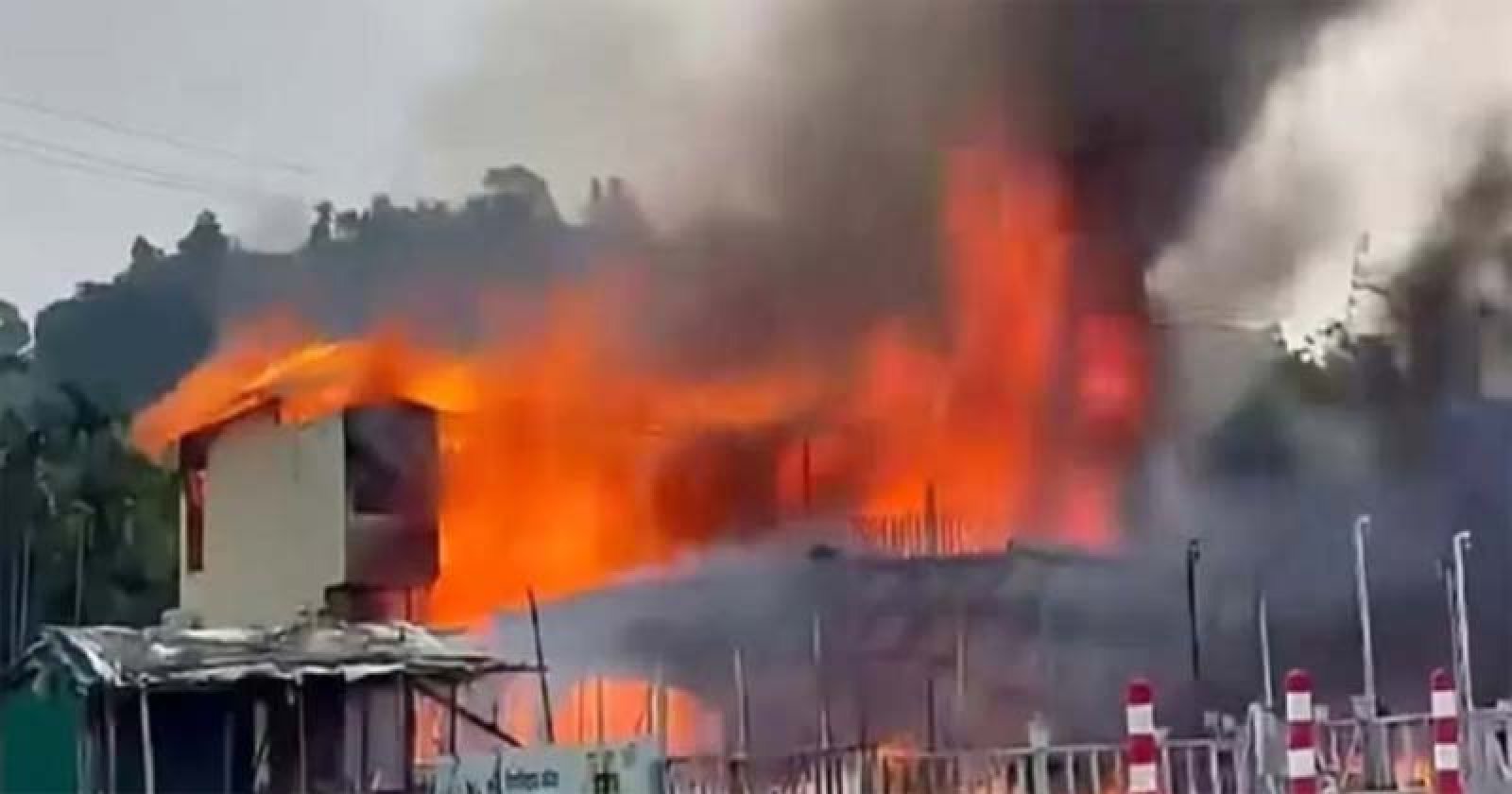 ইনানীতে রিসোর্টে ভয়াবহ অগ্নিকাণ্ডে নিহত বেড়ে ১০