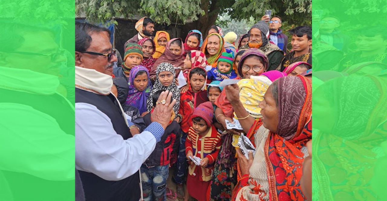 নওগাঁ -১ আসনে নৌকার বিজয় সুনিশ্চিত করতে গণসংযোগে ব্যস্ত সাধন চন্দ্র মজুমদার