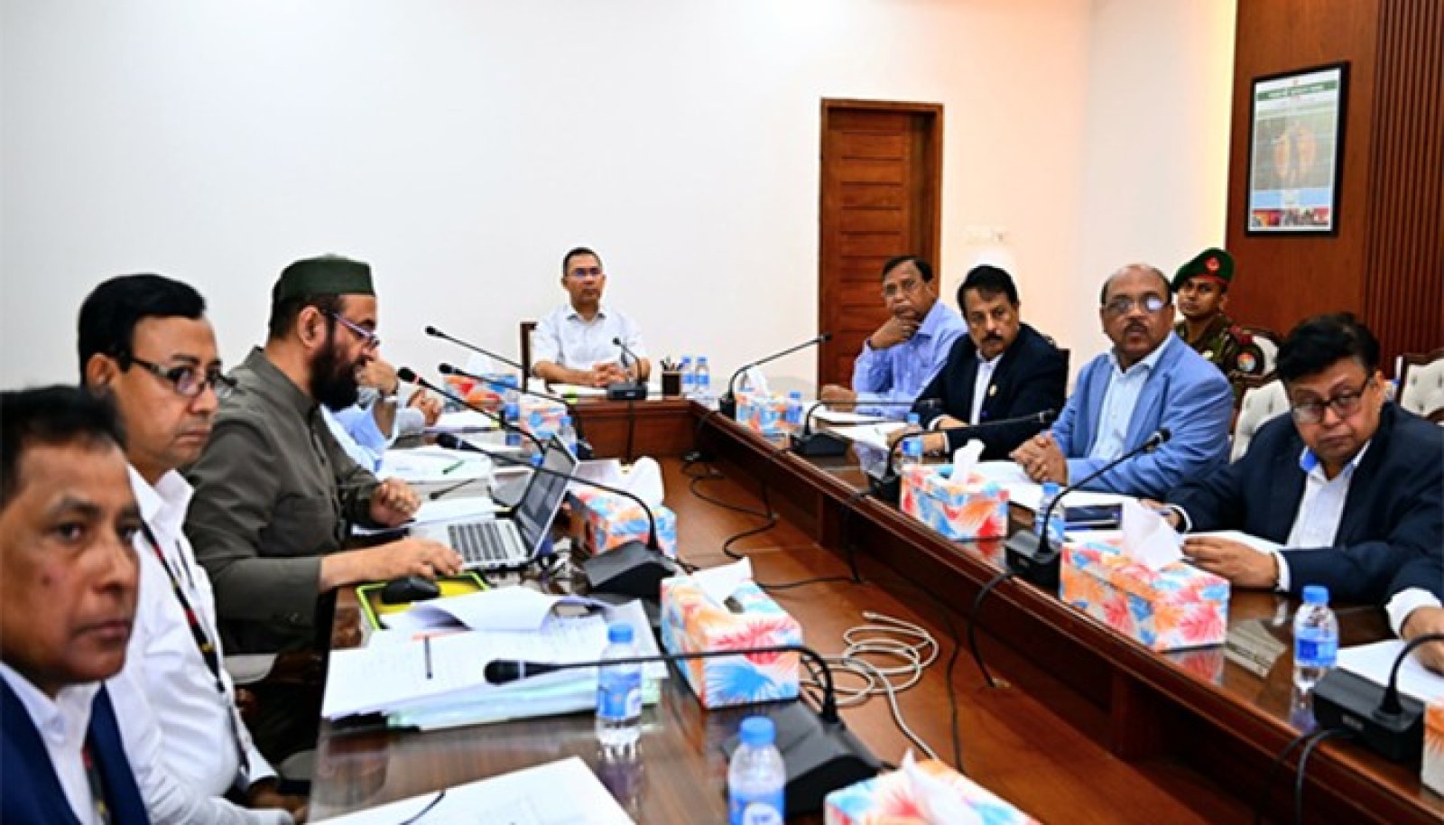 ঢাকাকে ঘিরে নৌপথ চালুর নির্দেশ প্রধানমন্ত্রীর