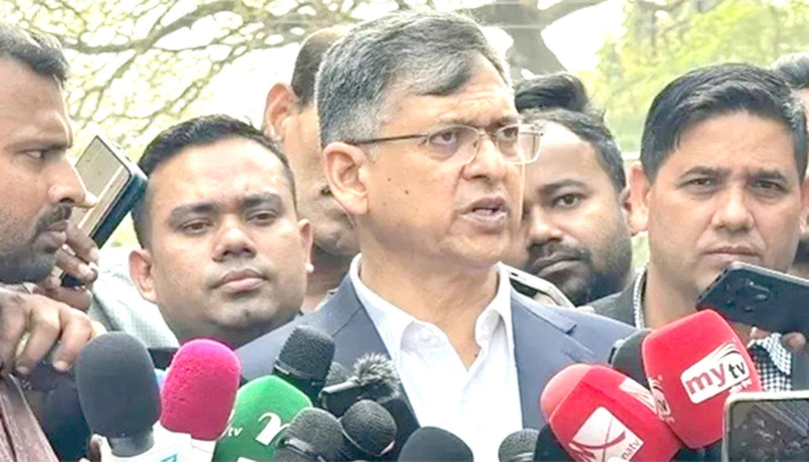 পুলিশের উচ্চ পর্যায়ে রদবদল শুরু হয়েছে