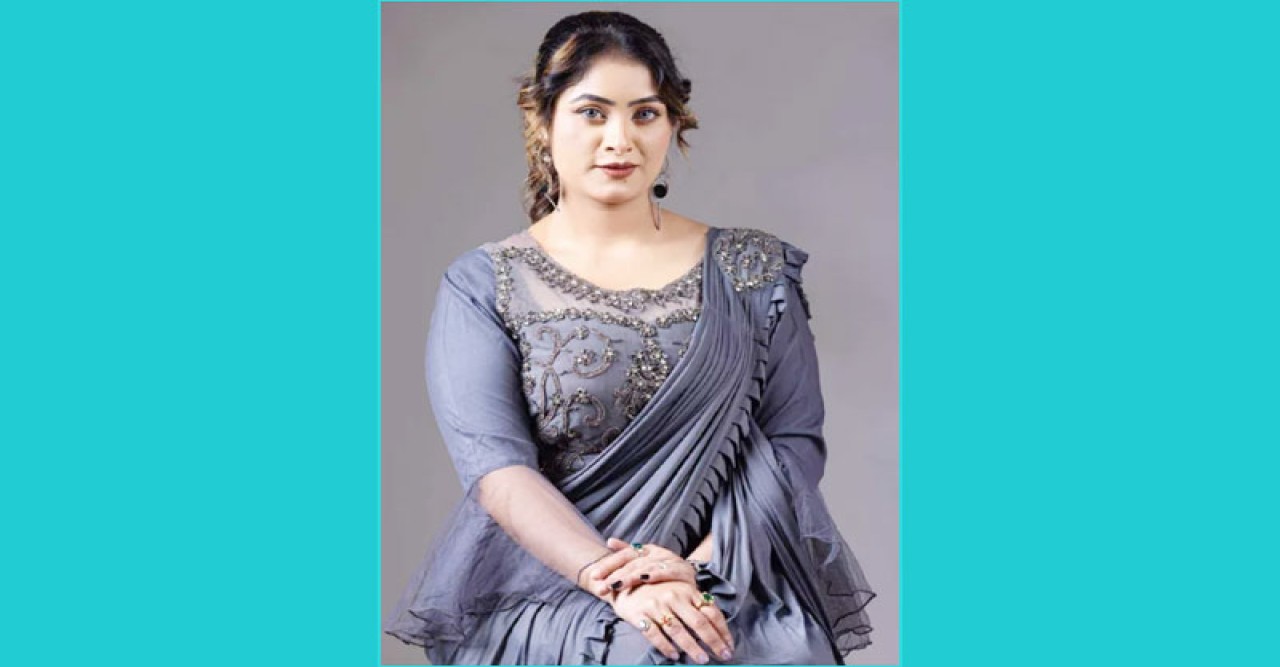 নবাগত ইলা স্বপ্নের পথে হাঁটছেন