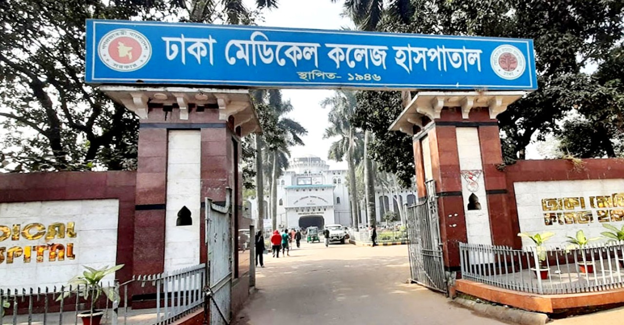 রাজধানীর মাস্তুল এলাকায় ট্রাকের ধাক্কায় ২ মোটরসাইকেল আরোহী নিহত