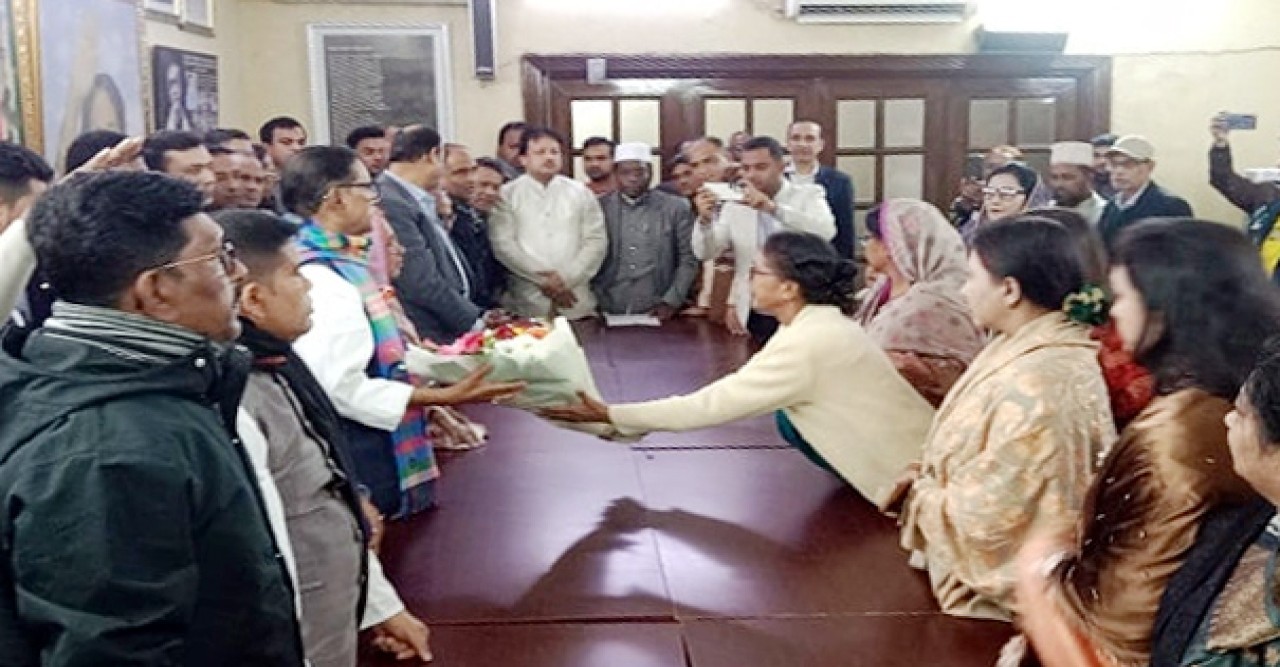 সংরক্ষিত নারী আসনে নতুনদের সুযোগ দিতে চায় আ.লীগ