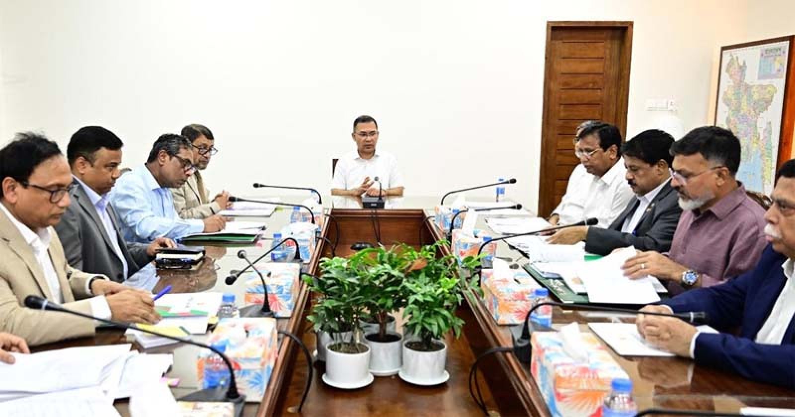 ডেঙ্গু প্রতিরোধে জনসচেতনতা বাড়াতে পাড়া-মহল্লায়  মাইকিংয়ের নির্দেশ