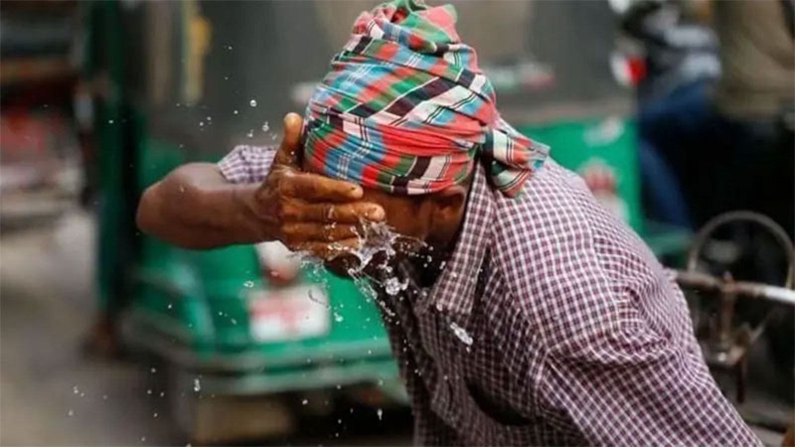 ৩৬ থেকে ৪০ ডিগ্রিতে উঠতে পারে তাপমাত্রা, সতর্কবার্তা