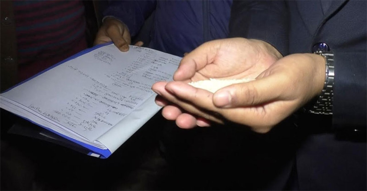 অবৈধভাবে মজুত : ঘোষ রাইস মিলকে ৩ লাখ টাকা জরিমানা