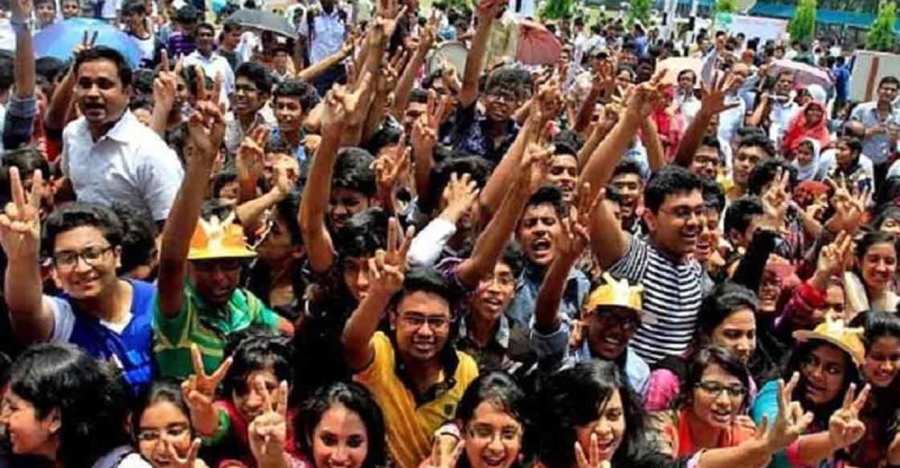 পাসের হারে শীর্ষে যশোর॥ সর্বনিম্ন সিলেট