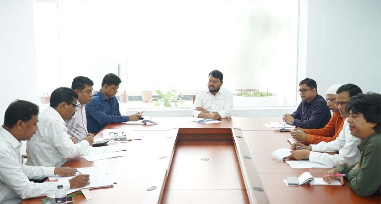 রাজশাহী সিটি কর্পোরেশনের রাজস্ব আদায় বৃদ্ধির তাগিদ রাসিক প্রশাসকের