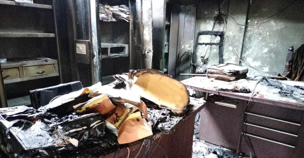 গাজীপুরে ইউনিয়ন পরিষদ কার্যালয়ে আগুন