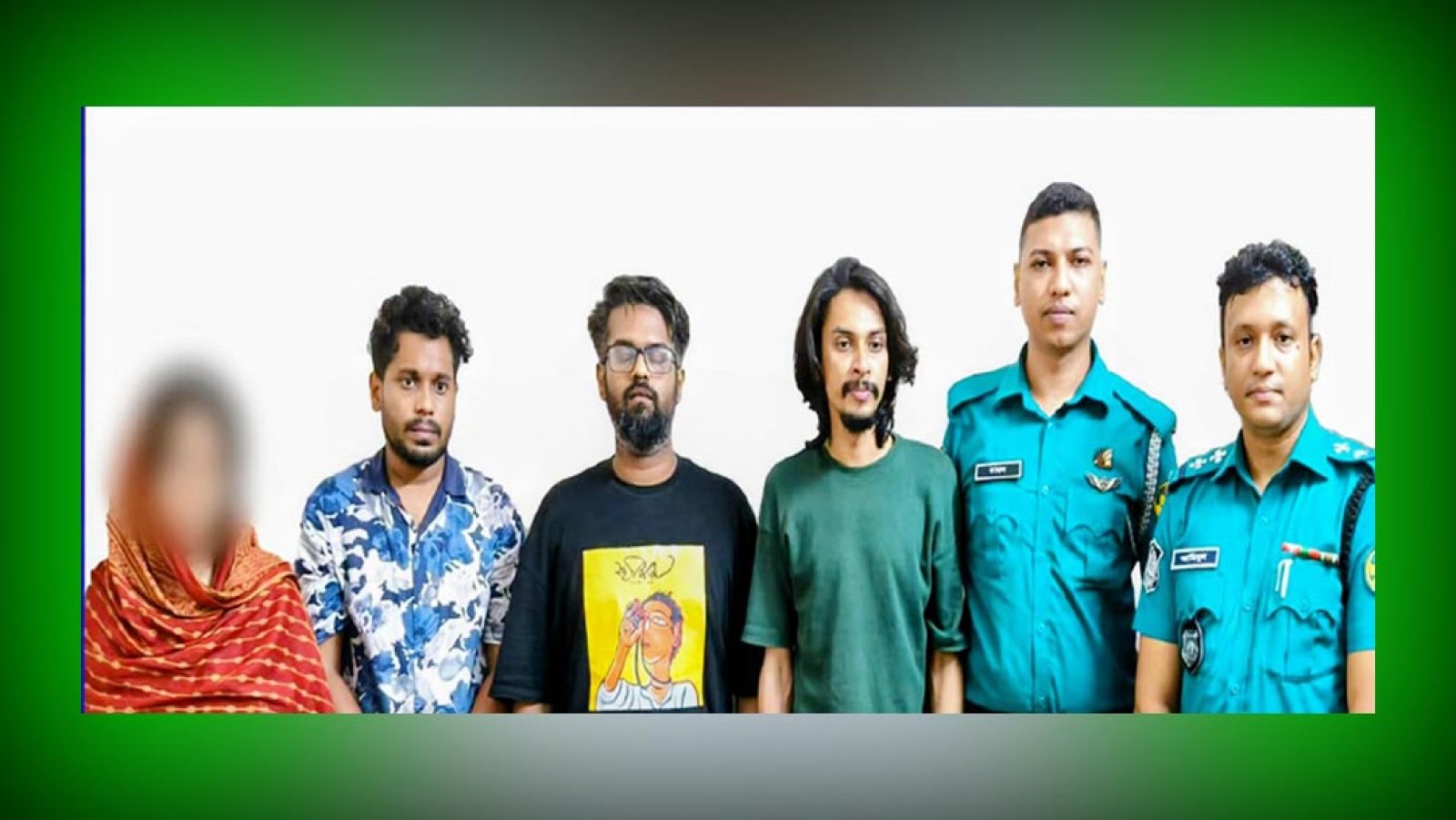 রাজশাহীতে হানি ট্র্যাপের মাধ্যমে অর্থ আদায়, নারীসহ গ্রেপ্তার ৪
