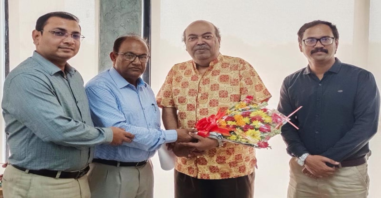 বরেন্দ্র বিশ্ববিদ্যালয়ের ক্যারিয়ার ও রিসার্চ সেন্টারে নতুন পরিচালক