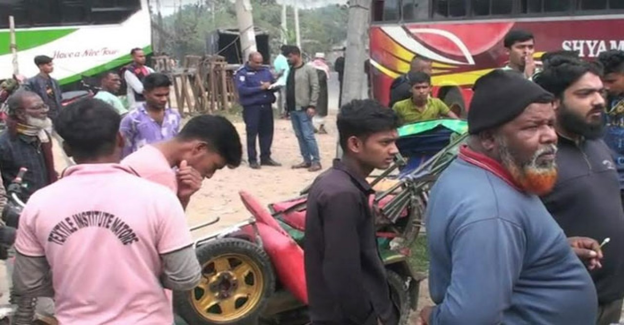 নাটোরে বাসের ধাক্কায় স্বামী-স্ত্রী নি’হত