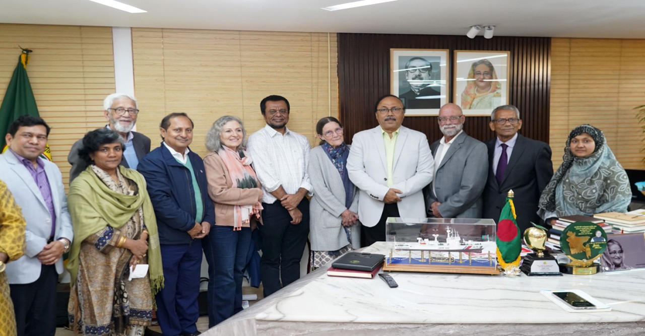 রাসিক মেয়রের সাথে সিআরপি‘র প্রতিনিধি দলের মতবিনিময় সভা