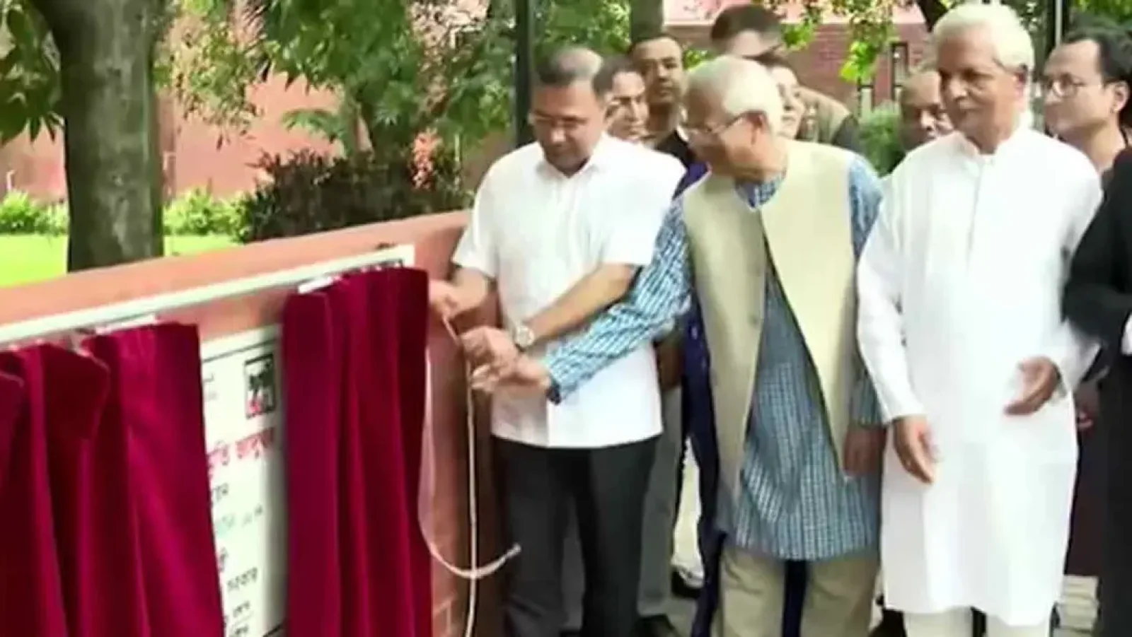 খুলে গেলো 'জুলাই স্মৃতি জাদুঘর'॥ শুভ উদ্বোধন করলেন প্রধানমন্ত্রী