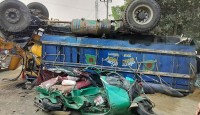 মির্জাপু‌রে অটোরিকশা-পিকআপ সংঘর্ষে নিহত ৪