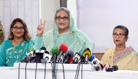 ২ লাখ ৪৯ হাজার ৯৬২ ভোট পেয়ে বিজয়ী শেখ হাসিনা