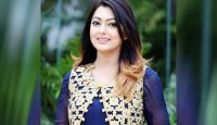 স্মৃতির দুয়ারে কড়া নাড়লেন নায়িকা নিপুণ