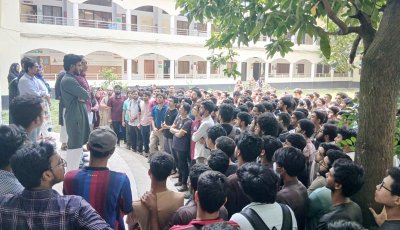 রুয়েট সিএসইতে ১১ দফা দাবিতে ক্লাস-পরীক্ষা বর্জন, আল্টিমেটাম পেরিয়েও মেলেনি লিখিত প্রতিশ্রুতি