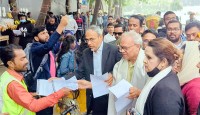 শেখ হাসিনা গণতান্ত্রিক প্রস্থানের পথ হারিয়ে ফেলেছেন : রিজভী