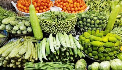 মরিচের দাম কিছুটা কমেছে, প্রায় সব সবজি ৬০-৮০ টাকা